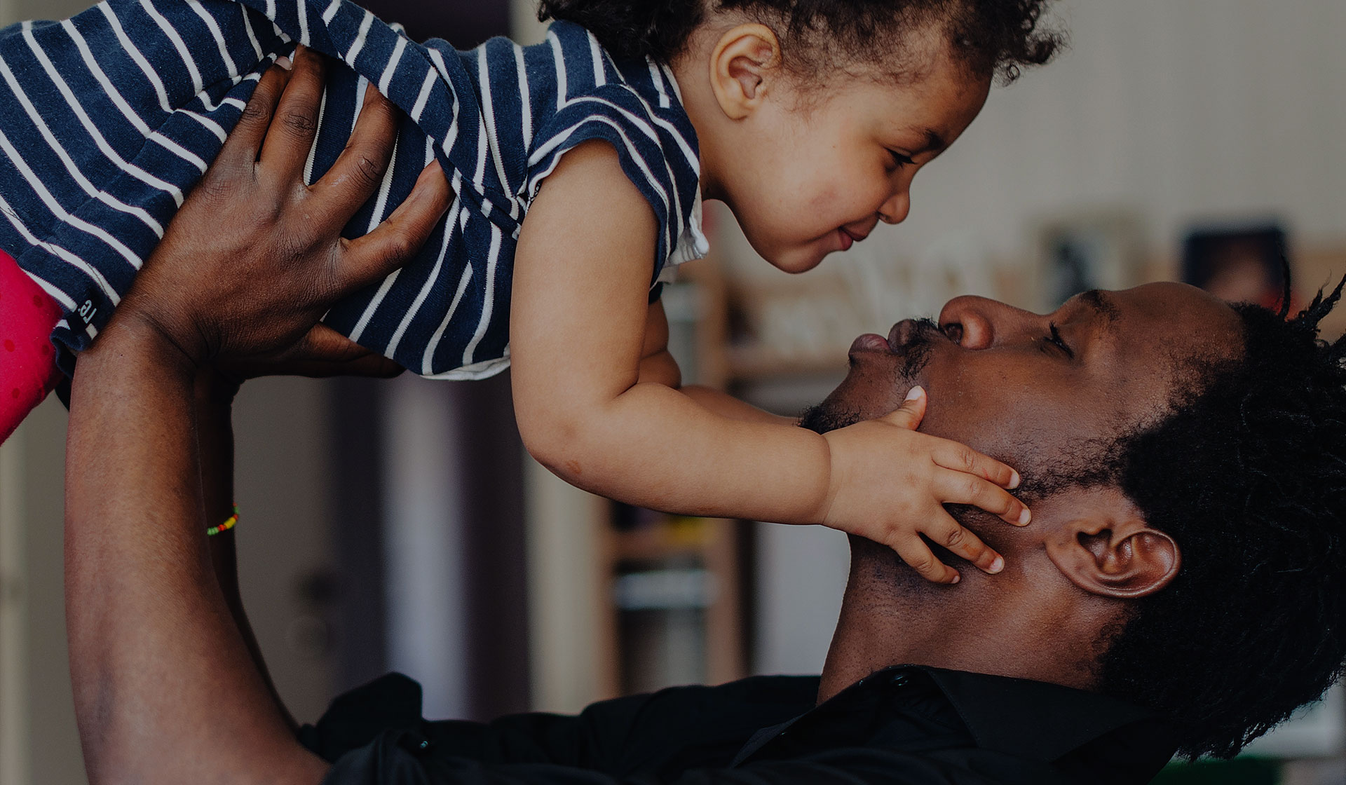 INSPIRING FINANCIAL REPORTING <BR>THROUGH DATA VISUALIZATION